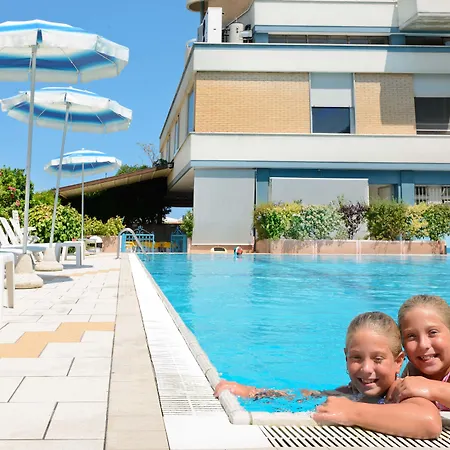 Hotel Caesar 4*